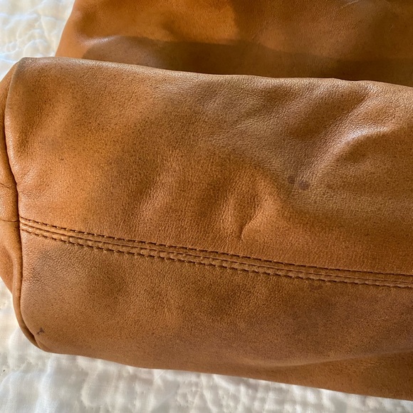 Tory Burch leather purse - Picture 6 of 16